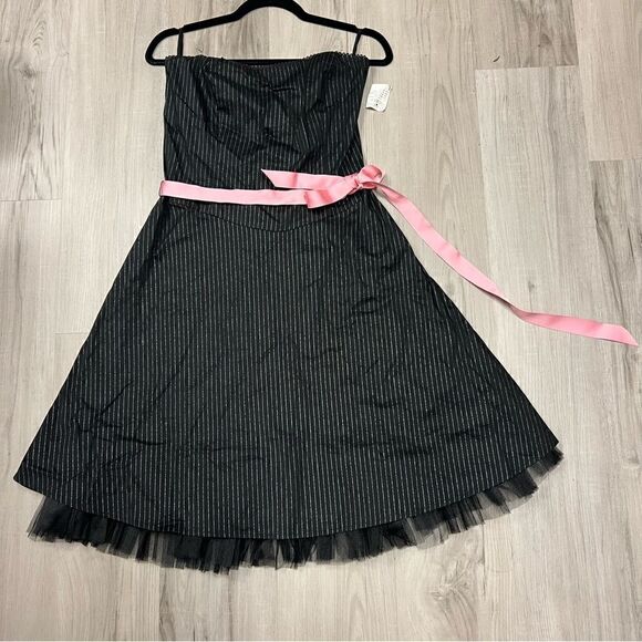 Charlotte Russe black pinstripe party dress sz L pink bow at waist NWT Vintage